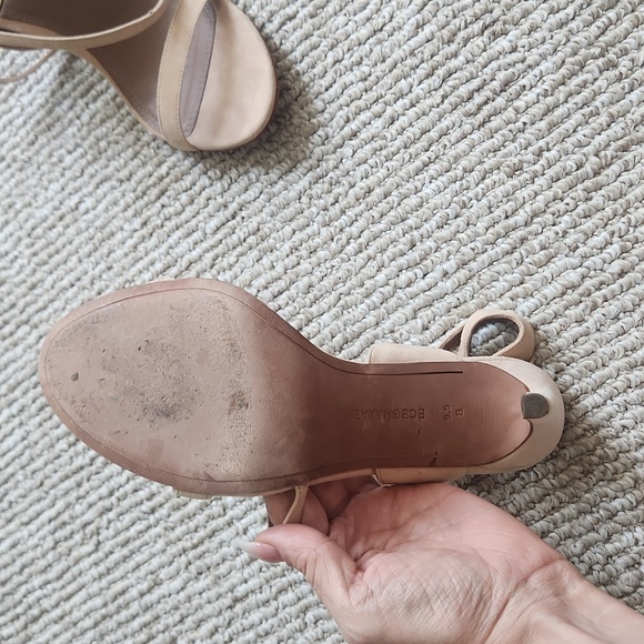 Tan bcbg heels - Picture 3 of 3